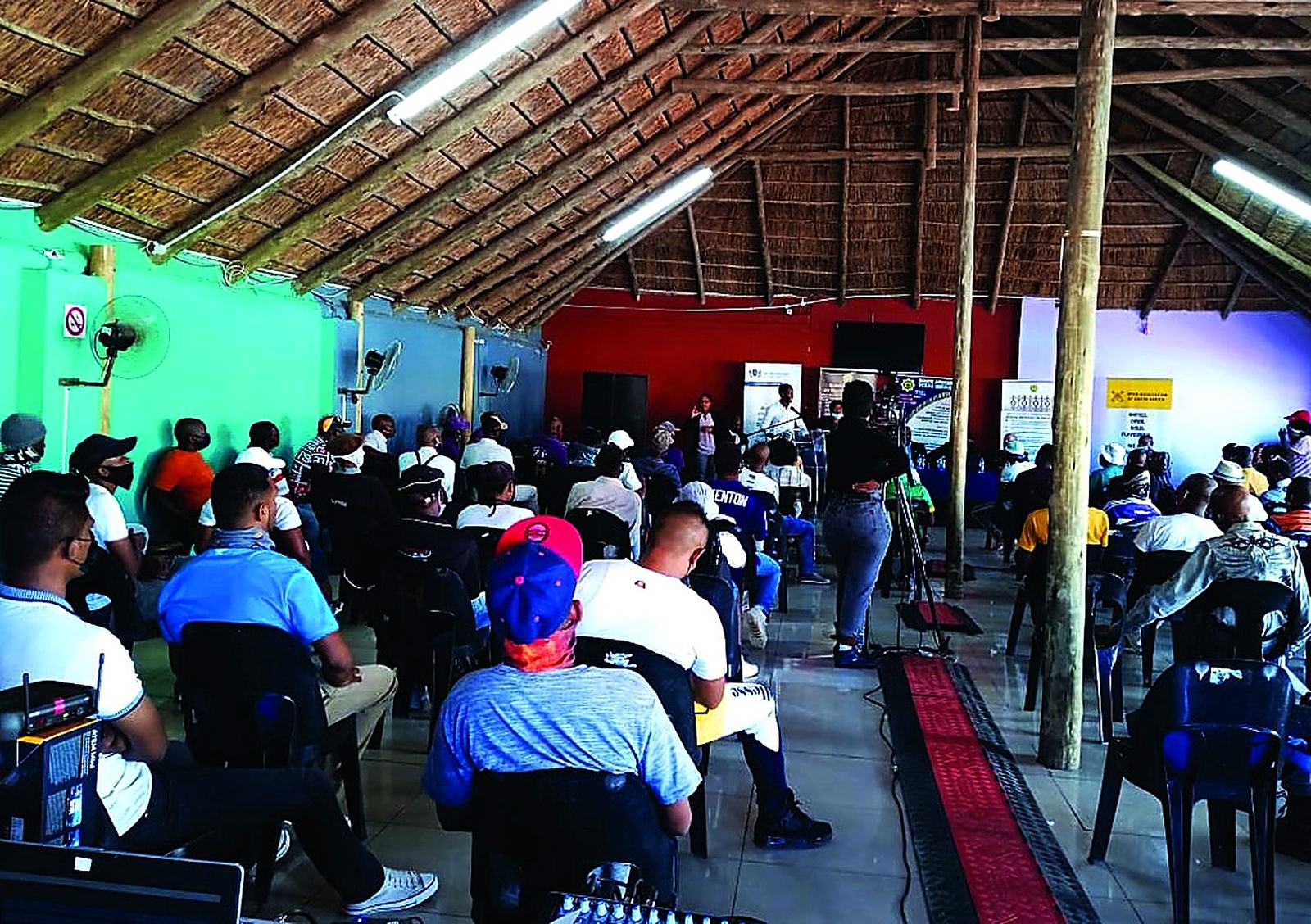 A full training session under the thatch conference hall at Kgalala Palace